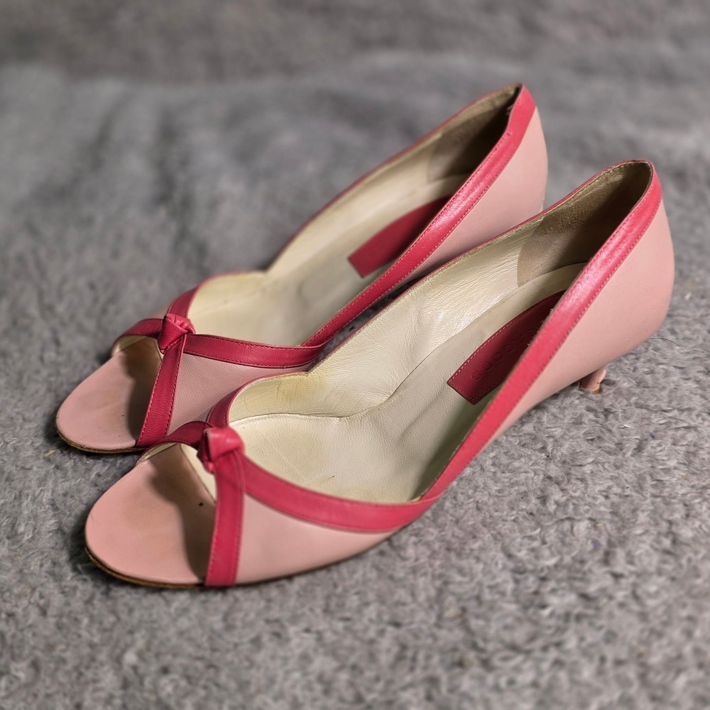 Marc Jacobs Peep Toe Kitten Heels Pink Two Tone Leather Women 9